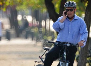 ejecutivo_santiaguino_en_bicicleta
